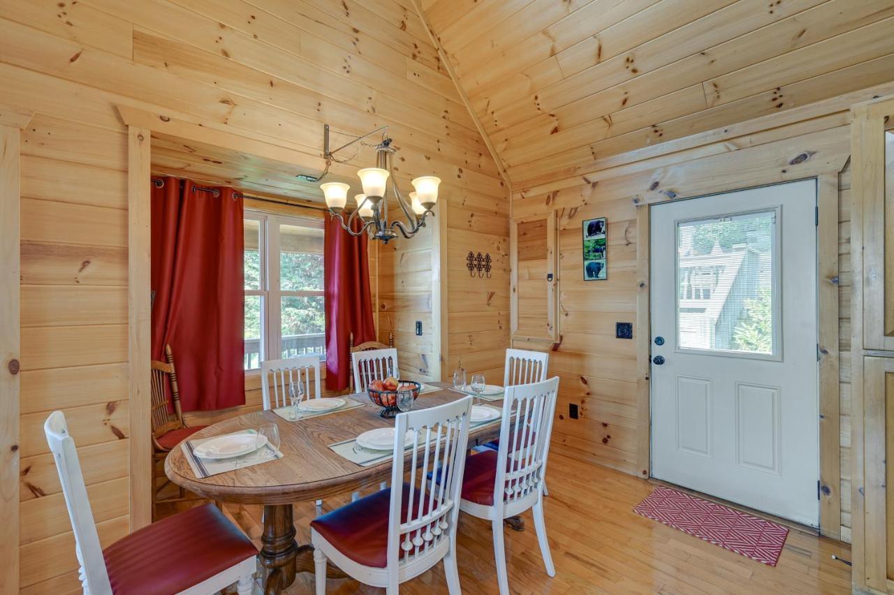 Warm And Cozy Cabin With Deck On Top Of The Blue Ridge Fancy Gap Екстериор снимка