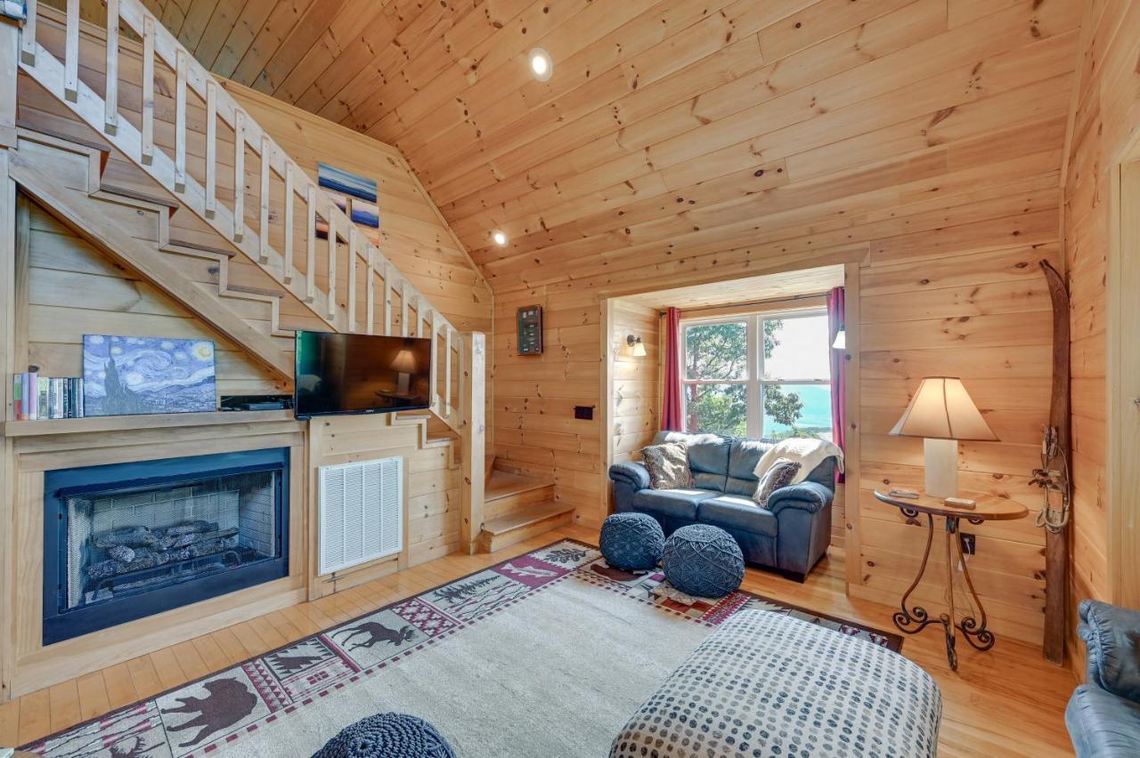 Warm And Cozy Cabin With Deck On Top Of The Blue Ridge Fancy Gap Екстериор снимка
