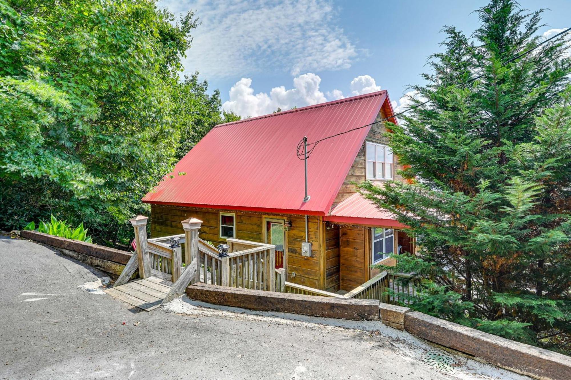 Warm And Cozy Cabin With Deck On Top Of The Blue Ridge Fancy Gap Екстериор снимка